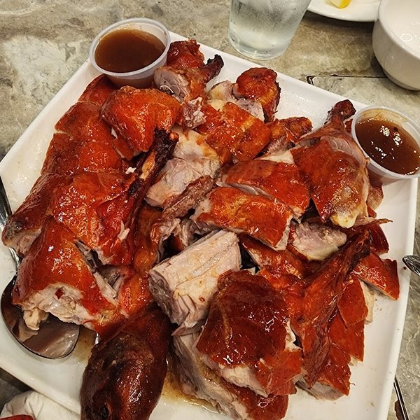 Sinh Sinh中国餐厅 7