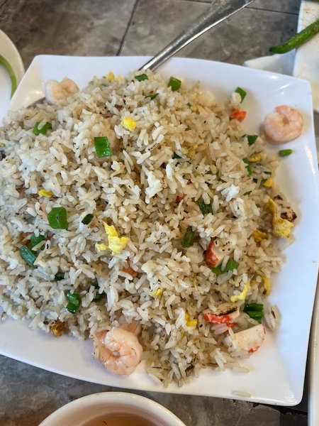 Sinh Sinh中国餐厅 9