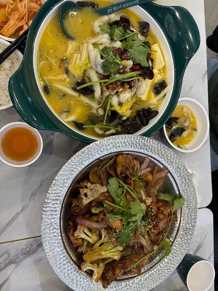 酸小七酸菜鱼法拉盛 3